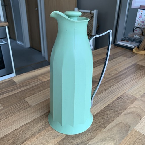 Vintage green bakelite thermos - green,