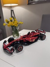 Lego 42207 Ferrari F1 Driver