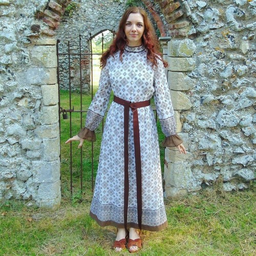 Vintage 70s victorian - 70s,
