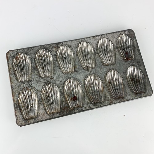 Vintage french metal cavity - metal, 12