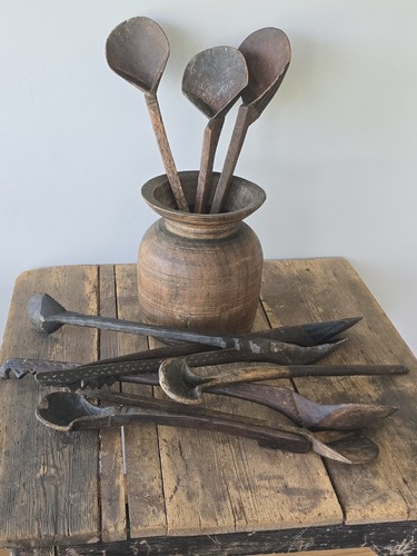 Collection hand carved - collection, swat