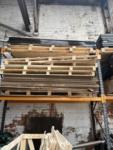 Long 2 6 - -, wooden