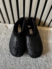 Ladies Pavers leopard print