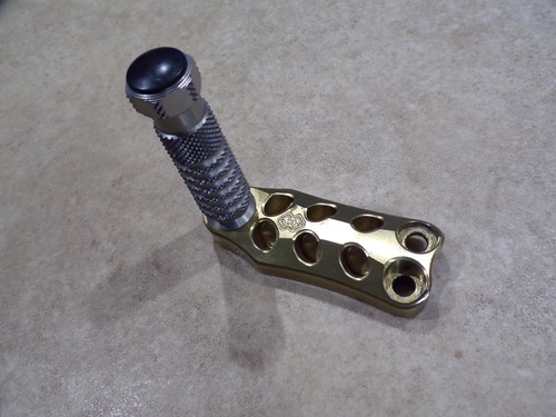 Gilles right rearset hanger - gilles,