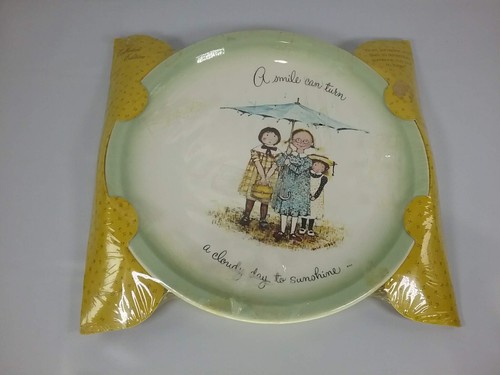 Holly hobby plate smile can - holly,