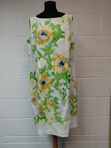 Minuet petite 100 linen - 100%,