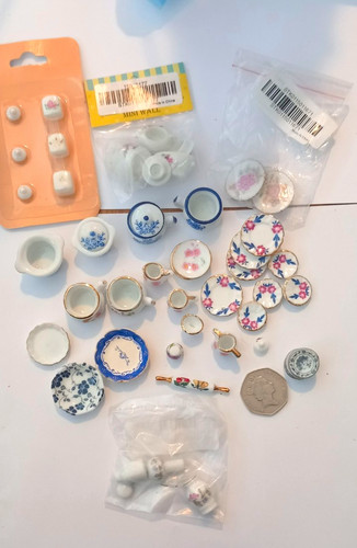 Large job lot - large, miniature