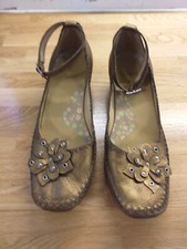 GOLD LEATHER WEDGE ANKLE STRAP