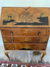 Elegant Burr Walnut