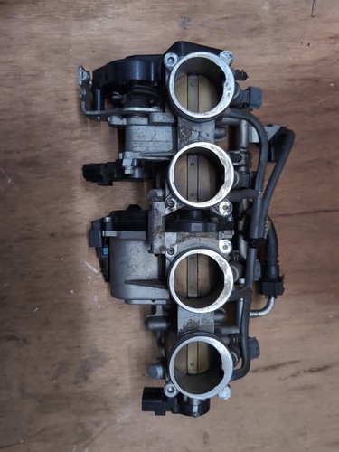 Yamaha 4c8 throttle body - yamaha, r1
