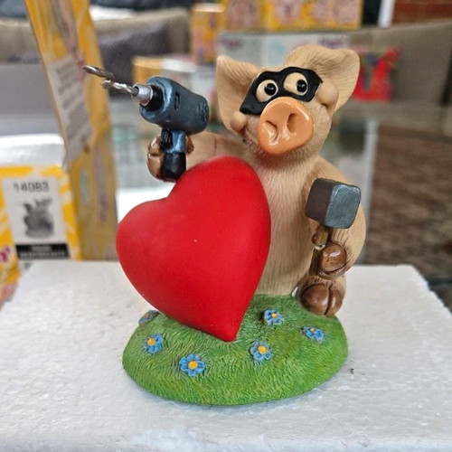 Piggin heartbreaker pig - heartbreaker,