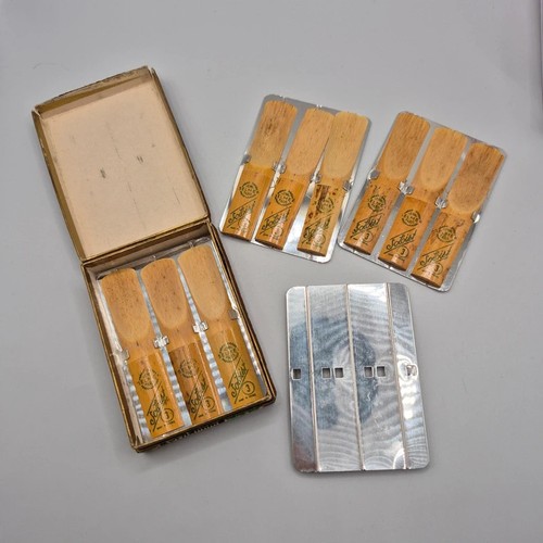 Antique selmer pairs - pairs, 9