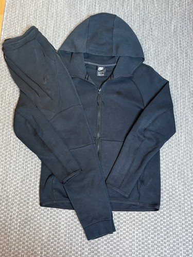 Nike tech fleece old - , season