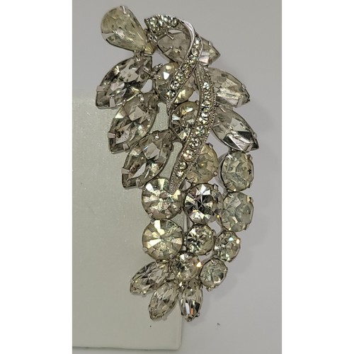 Vintage silver tone leaf - leaf, style