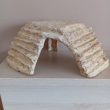 KOMODO SANDSTONE RESIN REPTILE VIVARIUM CORNER HIDE BASKING RAMP PLATFORM/AQUA 