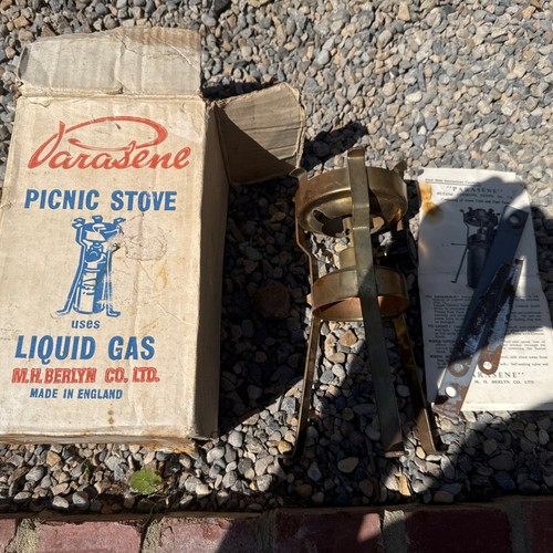 Boxed vintage parasene picnic - boxed,