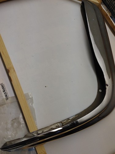 Bumper upper front right - upper,