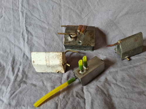 Job lot vintage - x, tin