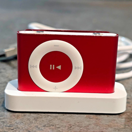 Ipod shuffle 1gb red - red, 2nd