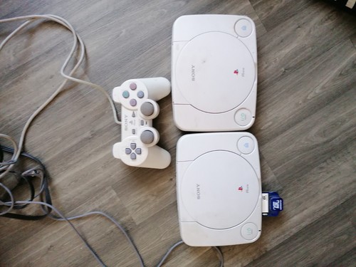 Playstation ps1 console - playstation, pal
