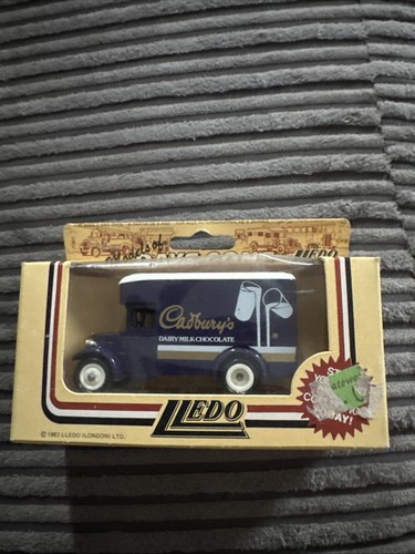 Cadbury van lledo - van, by