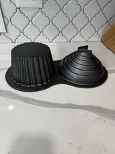 Giant Cupcake Mold Pre Owned