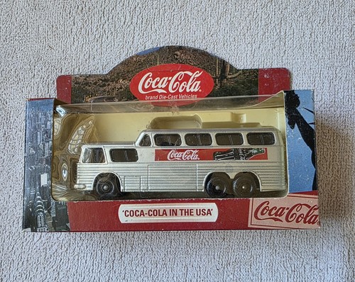 Coca cola scenicruiser lledo - scenicruiser,