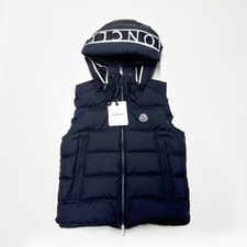 100% AUTHENTIC MONCLER