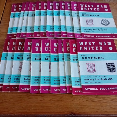 Vintage west ham programmes - west,