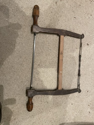 Vintage wooden bow - wooden,