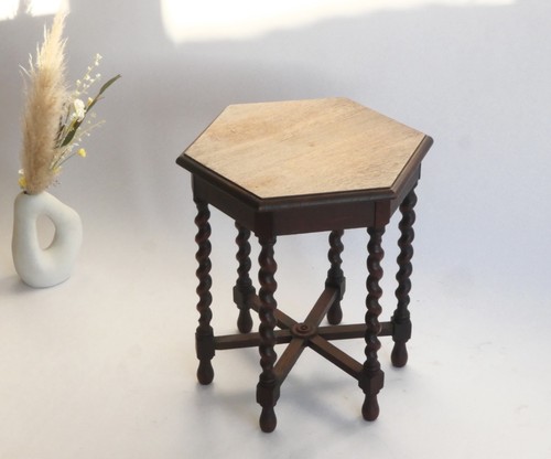 Hexagonal antique barley twist - antique,