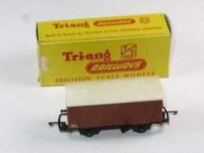 VINTAGE TRI-ANG RAILWAYS TT