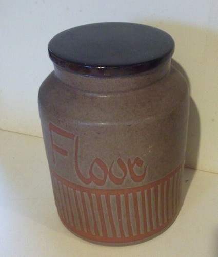 Wellhouse pottery paignton - pottery,,