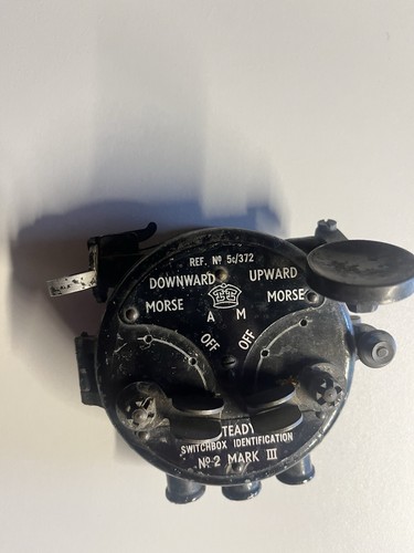 Morse code key 372 - &, m