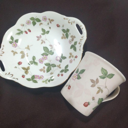 Wedgwood wild strawberry pink - wild,