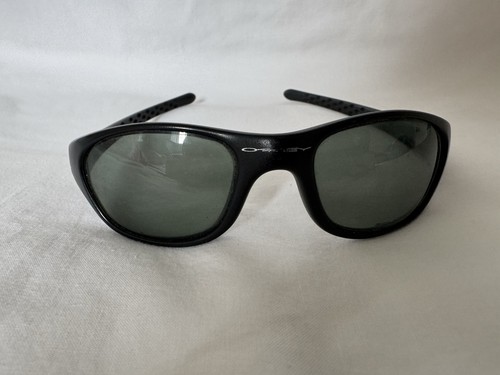 Vintage oakley black - vintage,