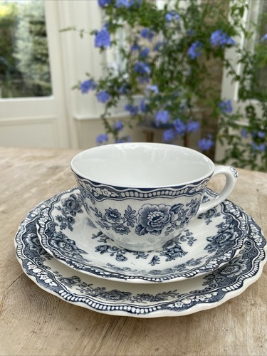 Crown ducal bristol trio - crown,