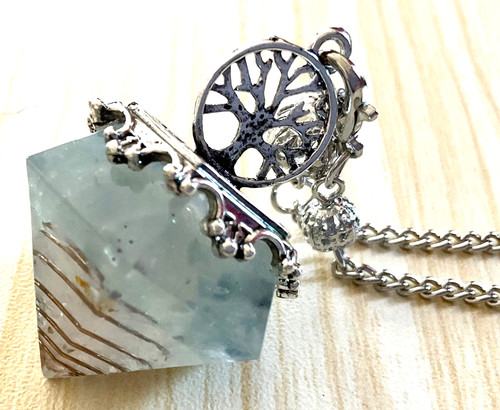 Pendulum aquamarine resin - aquamarine,