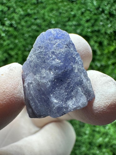 Lovely tanzanite crystal with - tanzanite,