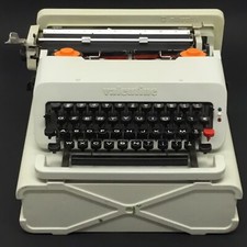 OLIVETTI VALENTINE WHITE TYPEWRITER DESIGN ETTORE SOTTSASS PERRY KING