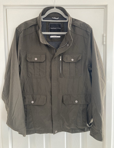 Red herring men green - herring,
