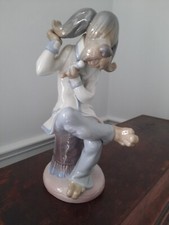 Vintage Lladro Dog Singer