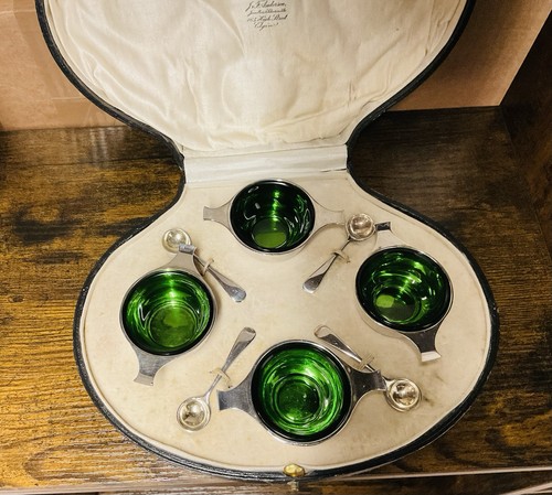 Cased set george silver - cased,
