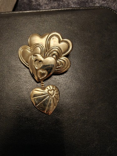 Variety club six gold heart - club,