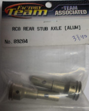 TEAM ASSOCIATED 89284 RC8 RC8T 1/8 BUGGY / TRUGGY ALLUMINUM REAR STUB AXLE- NEW