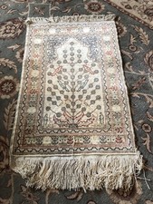 Turkish Silk Hand Knotted Rug 62cm x 45cm in size 