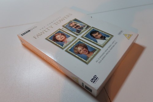 Fawlty towers dvd - fawlty, 3