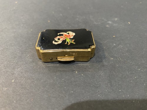 Vintage stratton enamel pill - vintage,