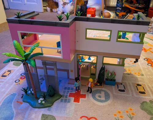Playmobil mansion 5574 - playmobil, (with