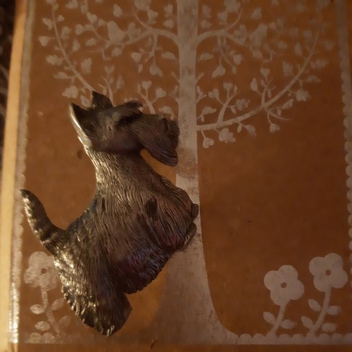 Scottie dog two pin badge - dog,